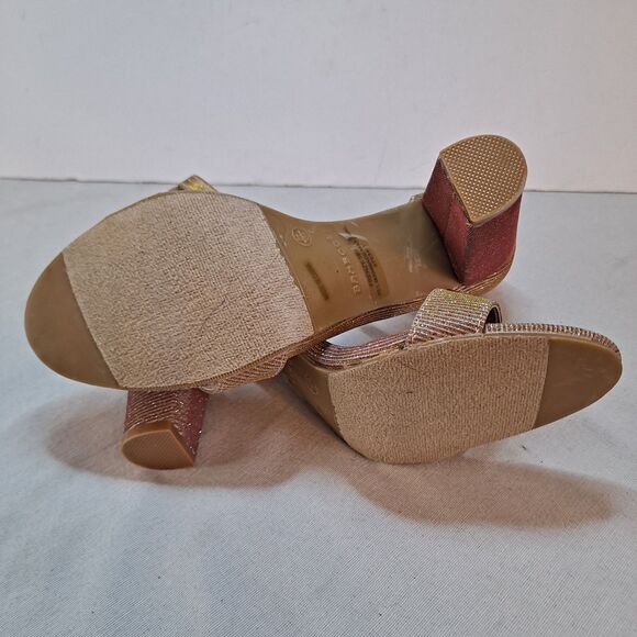 Bamboo Frenzy 18S Block Heel Sandals Women's Size 8.5 M Rose Gold Metallic - Picture 6 of 9